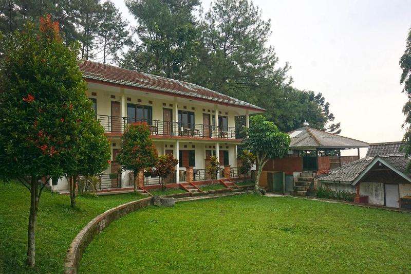 Cunang Hill Hotel & Resort by ZUZU - Genel