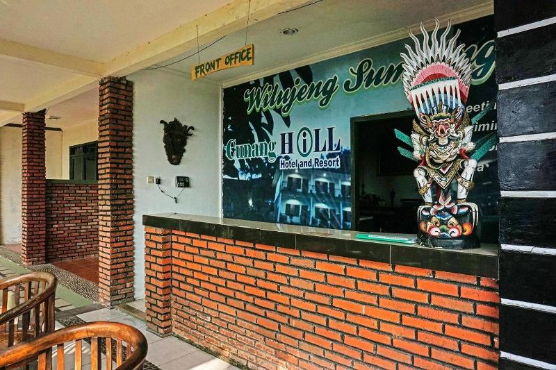 Cunang Hill Hotel & Resort by ZUZU - Genel
