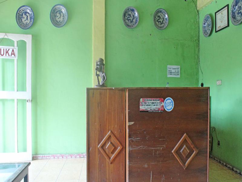 Hotel Brenton - Lobi