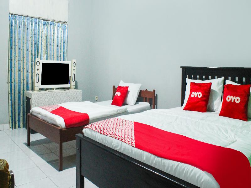Oyo 91769 Wisma Harapan Baik - Oda