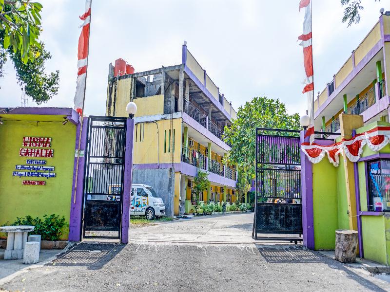 Oyo 91796 Guest House Ghalta Syariah - Genel