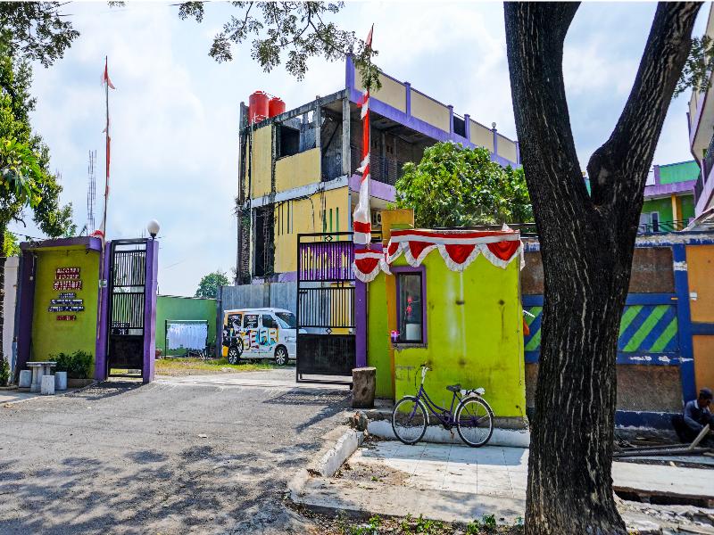 Oyo 91796 Guest House Ghalta Syariah - Genel
