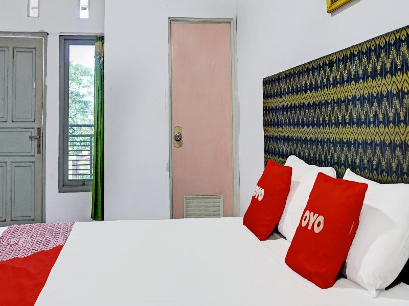 Oyo 91796 Guest House Ghalta Syariah - Oda