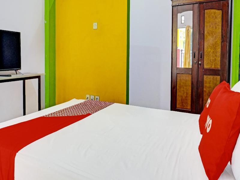 Oyo 91796 Guest House Ghalta Syariah - Oda