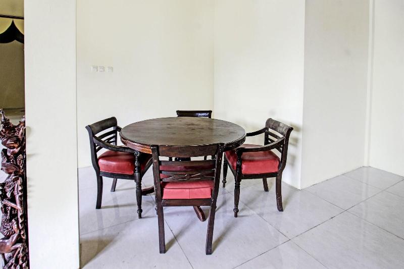Oyo 91739 Ayu Bypass Mansion - Lobi