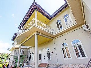 Oyo 91739 Ayu Bypass Mansion fotoÄŸrafÄ±