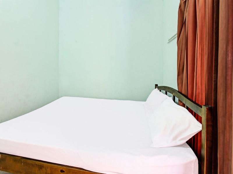 Spot On 91771 Homestay Bang Haji - Oda