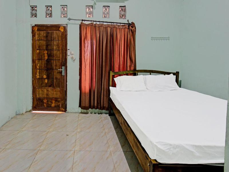Spot On 91771 Homestay Bang Haji - Oda