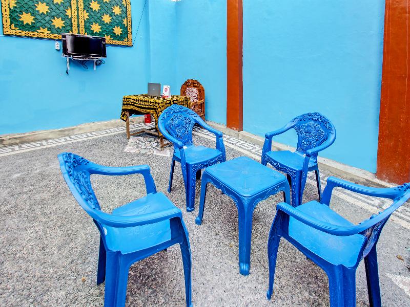 Spot On 91811 Rumah Inap Bunda Nurhayati - Lobi