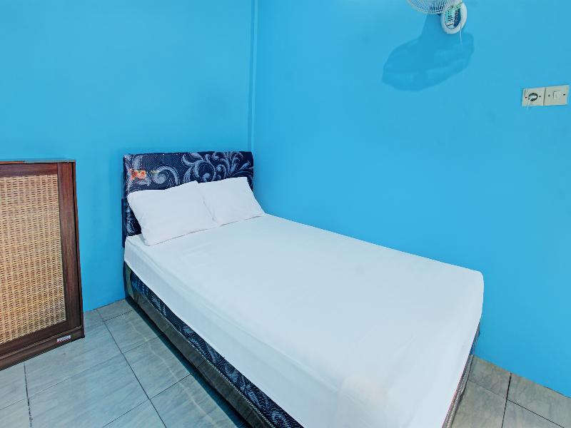 Spot On 91811 Rumah Inap Bunda Nurhayati - Oda