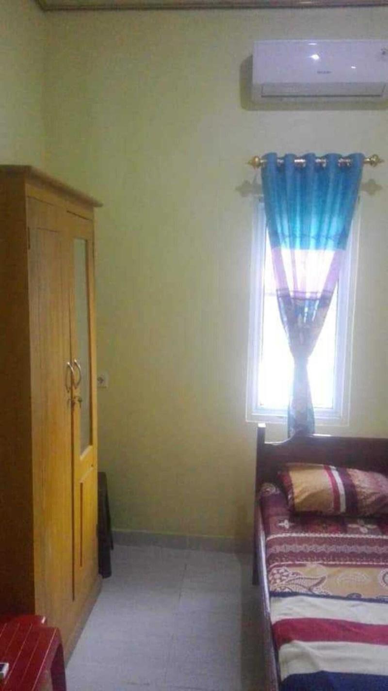 Express O 91371 Wisma Nadira - Oda