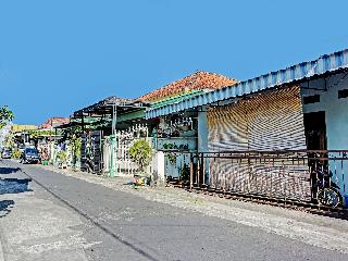Oyo 91502 Kost Bu Lilies Syariah fotoÄŸrafÄ±