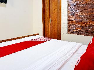 Oyo 91502 Kost Bu Lilies Syariah fotoÄŸrafÄ±