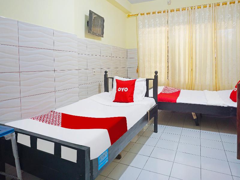 Oyo 91411 Putih Mulia Homestay Syariah - Oda