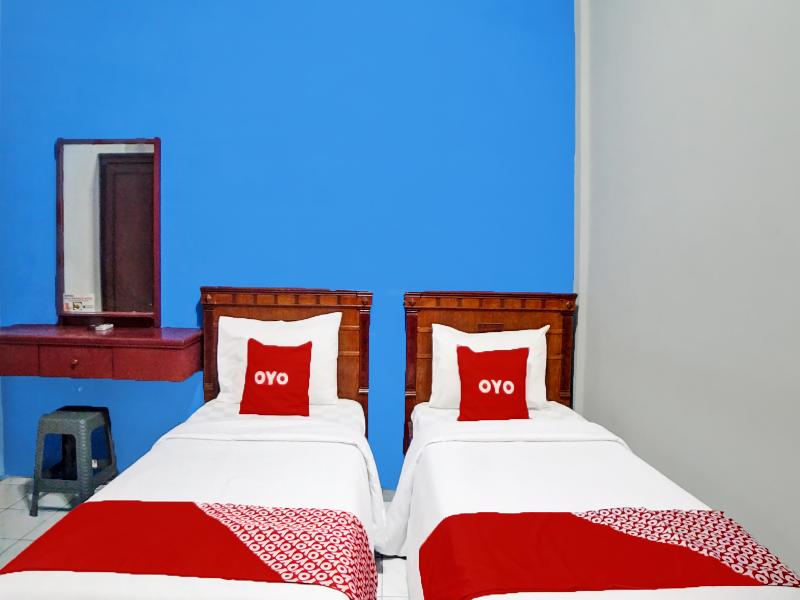 Oyo 91706 Hotel Serena Anggrek - Oda