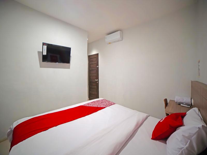 Oyo 91728 Saudara Residence - Oda