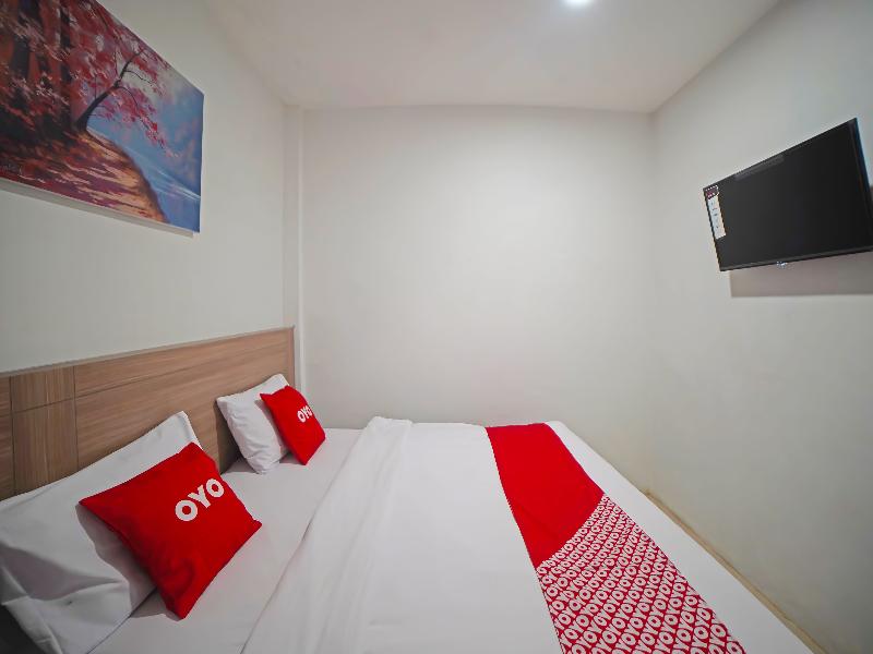 Oyo 91728 Saudara Residence - Oda