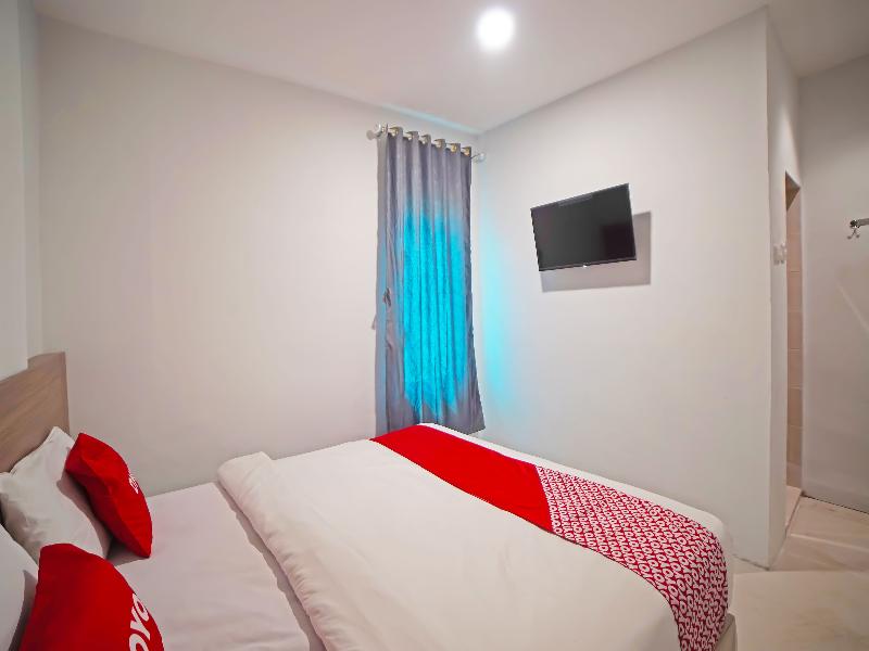 Oyo 91728 Saudara Residence - Oda
