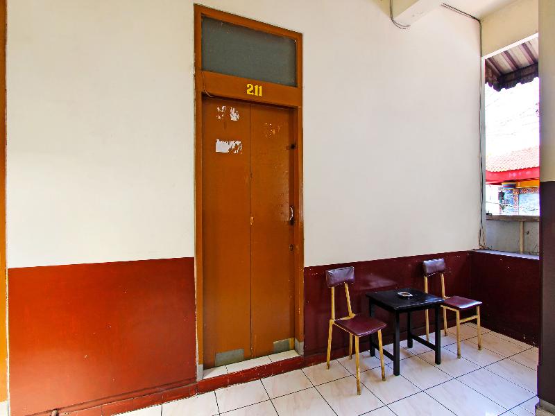 Oyo 91354 Hotel Mutiara - Lobi