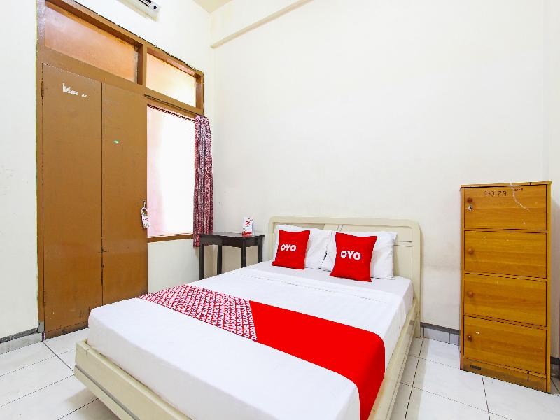 Oyo 91354 Hotel Mutiara - Oda