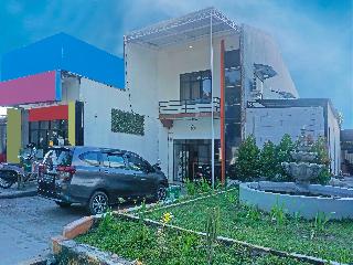 Oyo 91432 Dalle 5151 Jeneponto otel fotoğrafı