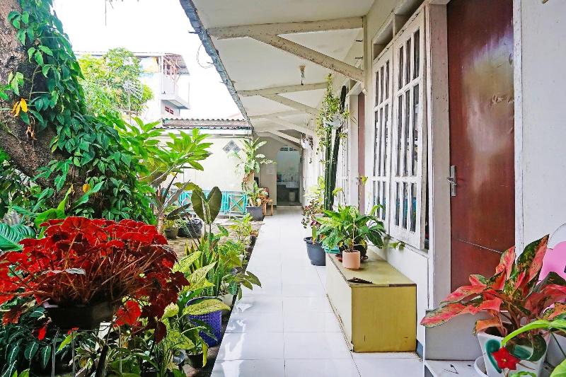 Spot On 91551 Gwen Syariah Homestay - Lobi