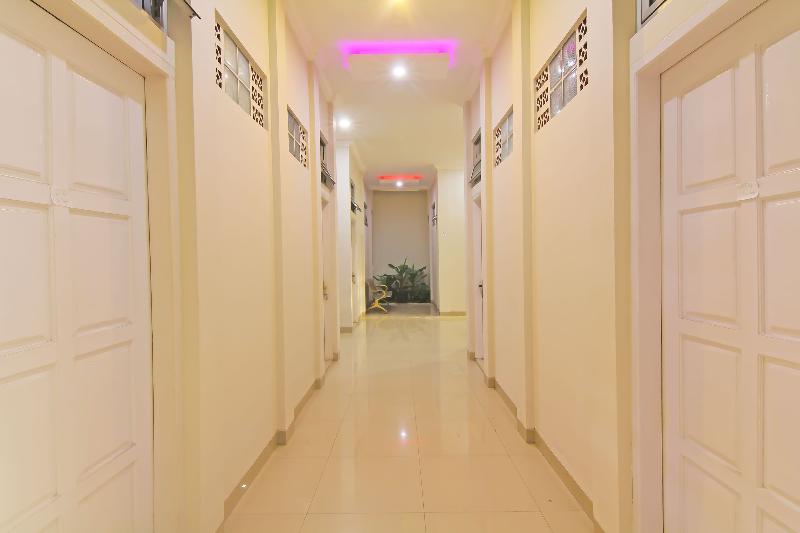 Oyo 91675 Utama Residence - Lobi