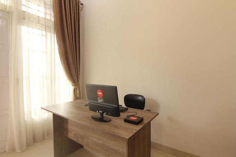 Oyo 91675 Utama Residence - Genel