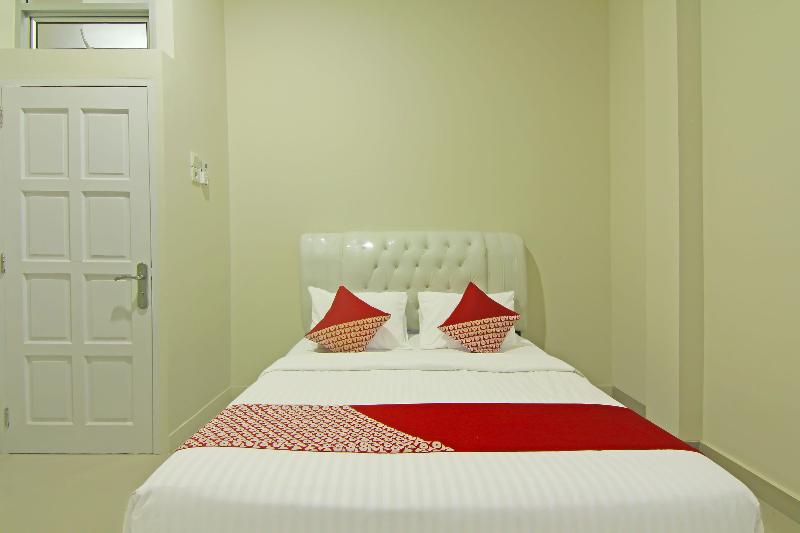 Oyo 91675 Utama Residence - Oda