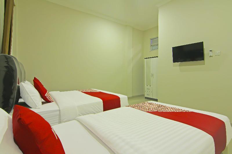 Oyo 91675 Utama Residence - Oda