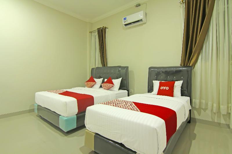 Oyo 91675 Utama Residence - Oda