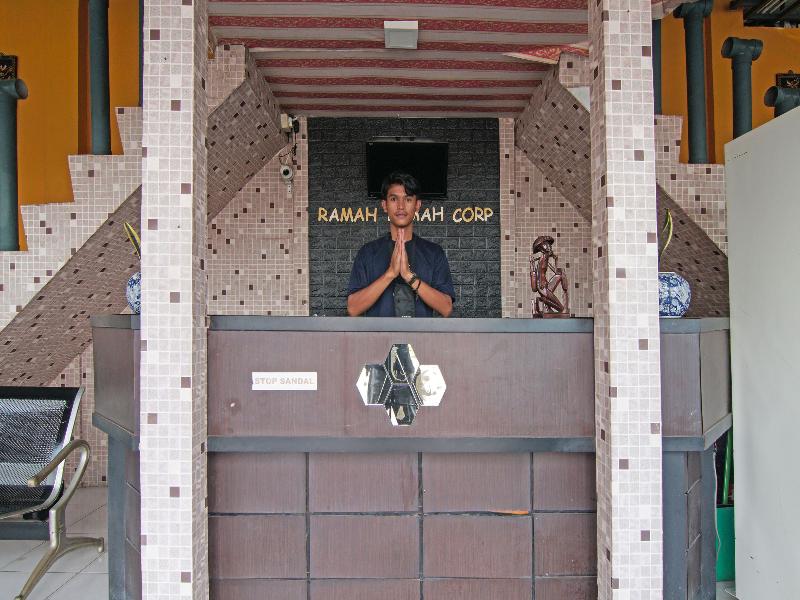 Spot On 91761 Ramah Tamah Homestay Syariah - Lobi