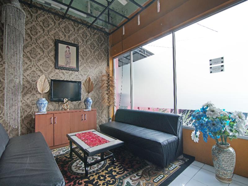 Spot On 91761 Ramah Tamah Homestay Syariah - Lobi