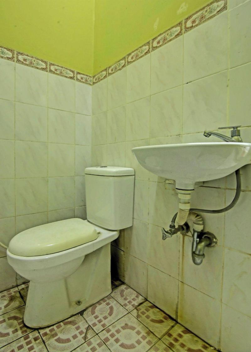 Firza Homestay - Oda