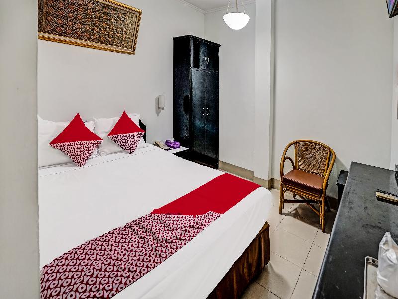 Oyo 91805 Hotel Wisma Bari - Oda