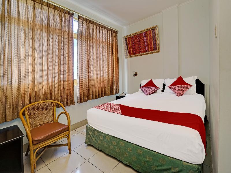 Oyo 91805 Hotel Wisma Bari - Oda