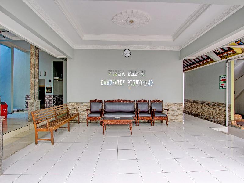 Oyo 91748 Wisma Pkpri Purworejo - Lobi