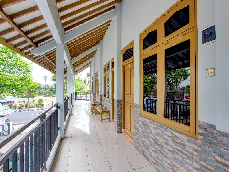 Oyo 91748 Wisma Pkpri Purworejo - Lobi