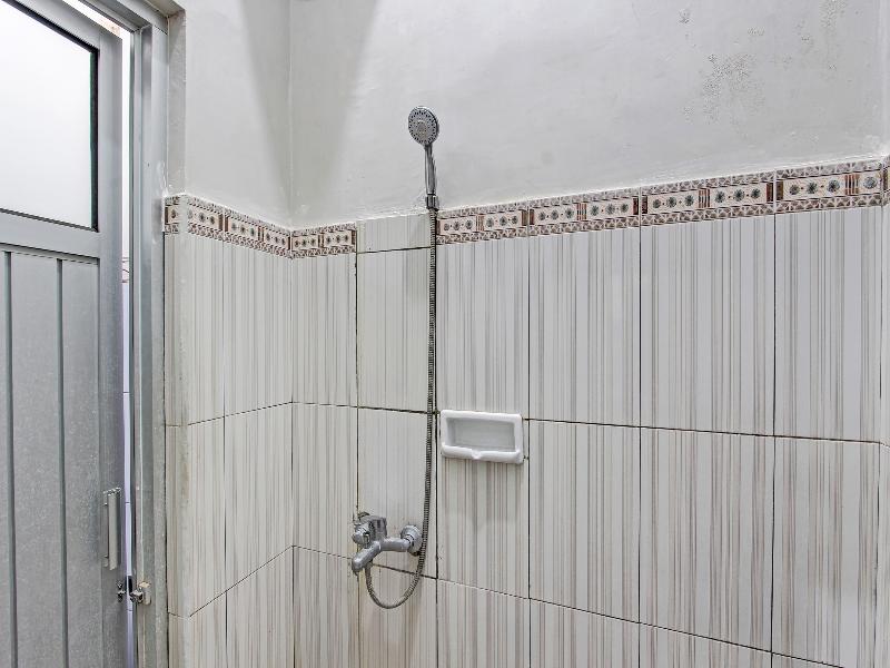 Oyo 91748 Wisma Pkpri Purworejo - Oda