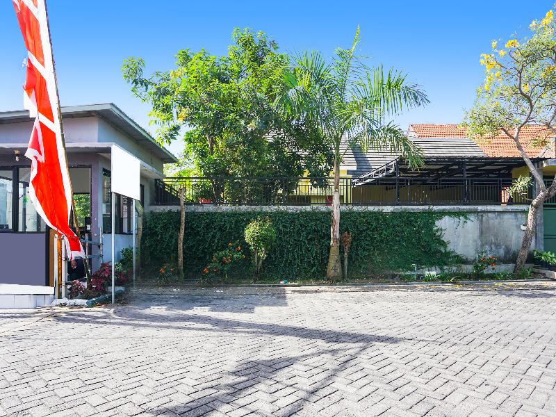 Oyo 91544 Homestay Biru Blukid - Genel