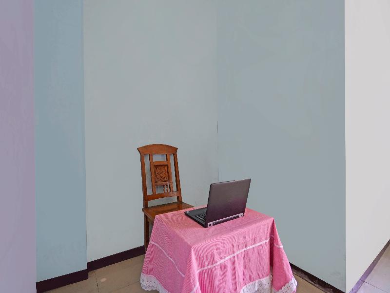 Spot On 91695 Hotel Benteng Portugis - Lobi