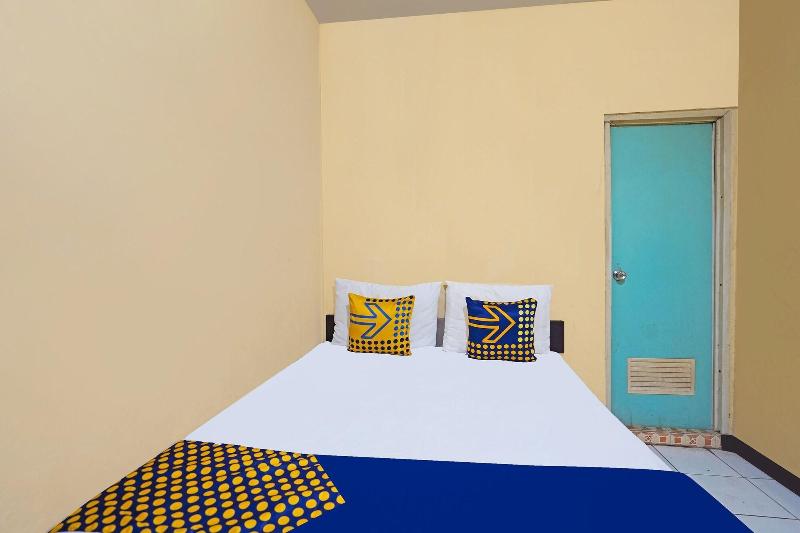 Spot On 91695 Hotel Benteng Portugis - Oda