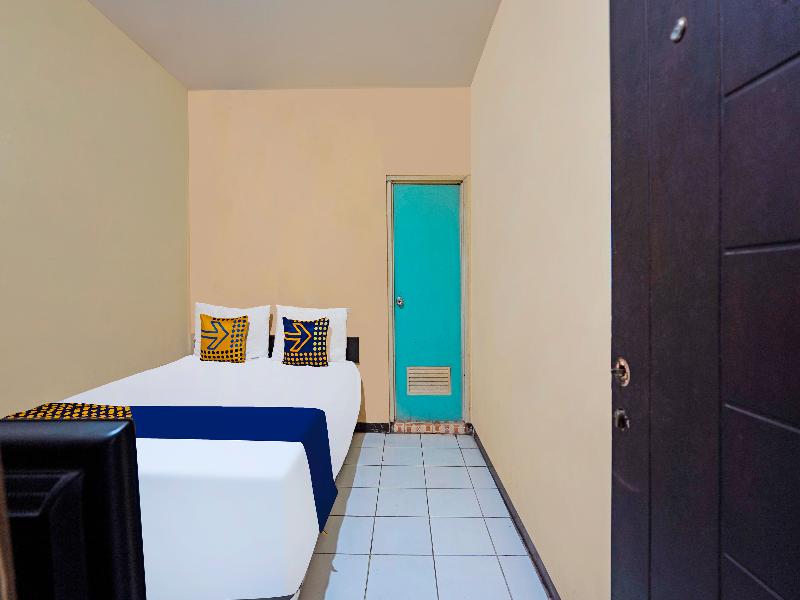 Spot On 91695 Hotel Benteng Portugis - Oda