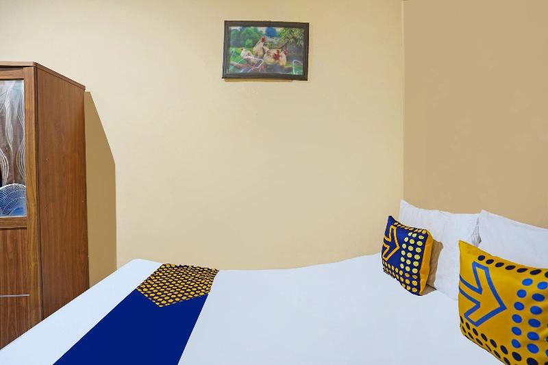 Spot On 91695 Hotel Benteng Portugis - Oda