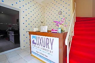 Oyo 91727 Luxury Homestay Sidoarjo fotoÄŸrafÄ±