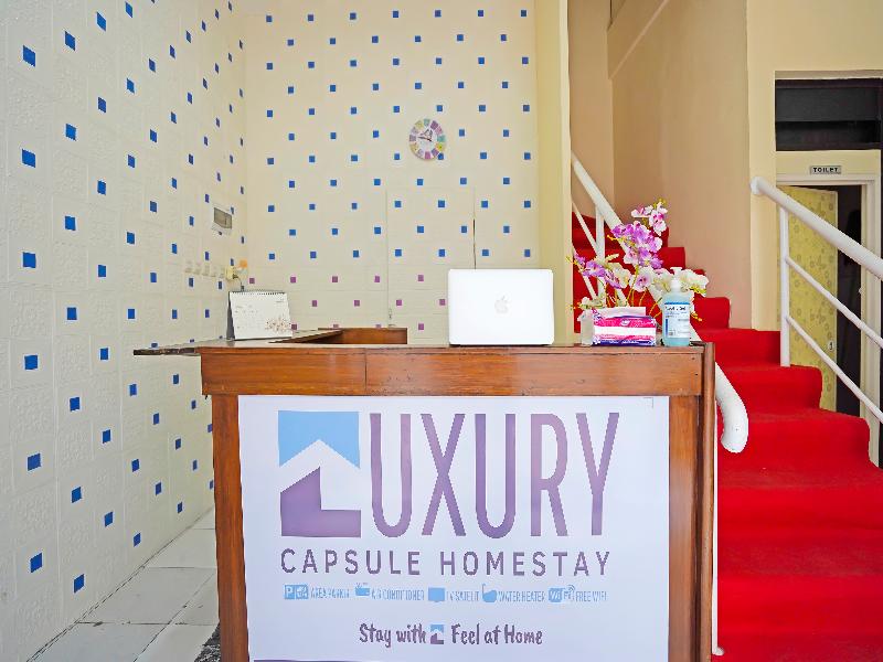Oyo 91727 Luxury Homestay Sidoarjo - Lobi