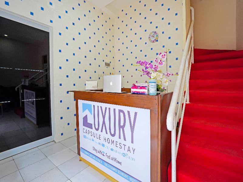Oyo 91727 Luxury Homestay Sidoarjo - Lobi