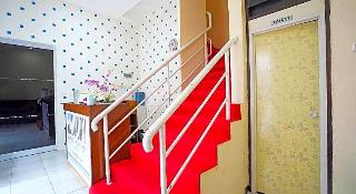Oyo 91727 Luxury Homestay Sidoarjo fotoÄŸrafÄ±