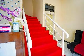 Oyo 91727 Luxury Homestay Sidoarjo fotoÄŸrafÄ±