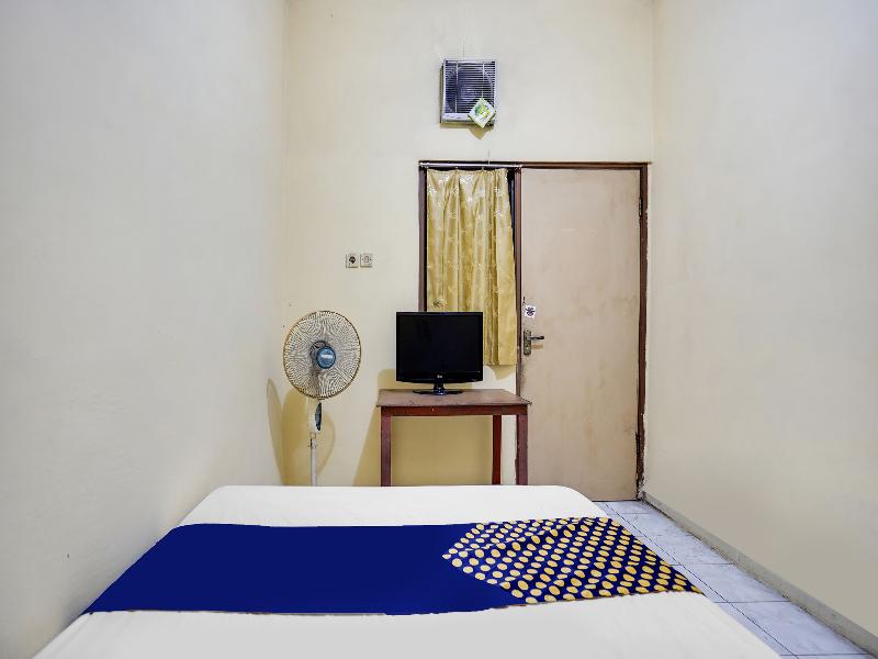 Spot On 91774 Kost Nusantara Sidoarjo - Oda